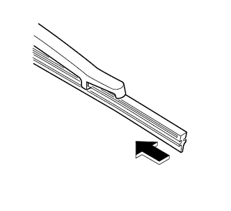 Remplacement du balai d'essuieglace de lunette arrière